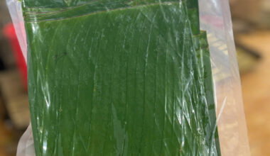 Frozen banana leaves